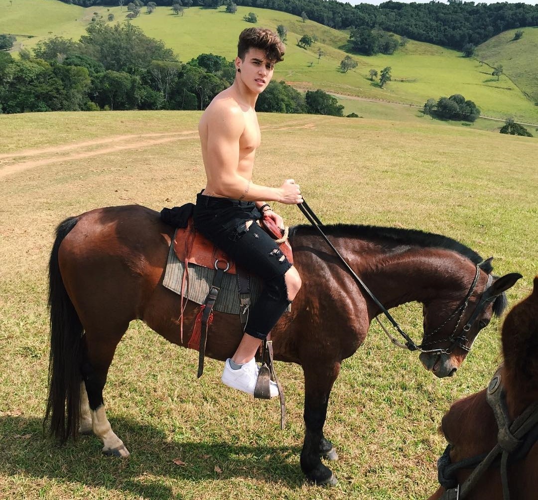 chang trai giong Justin Bieber anh 8