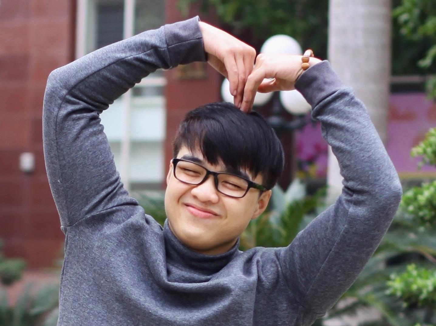 8 bi mat ve 'chang vlogger danh da' Tun Pham hinh anh