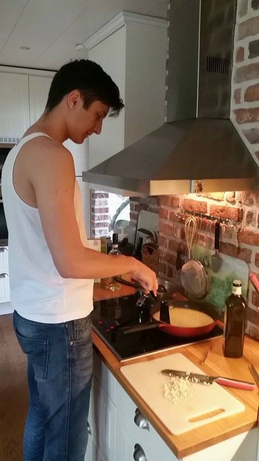 nỗi khổ chỉ người cao kều ảnh 2 noi kho chi nguoi cao keu anh 2