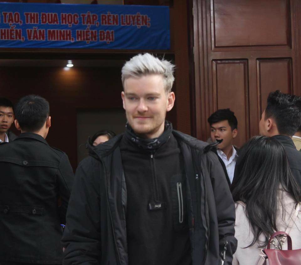thầy giáo giống David Beckham ảnh 1 thay giao giong David Beckham anh 1