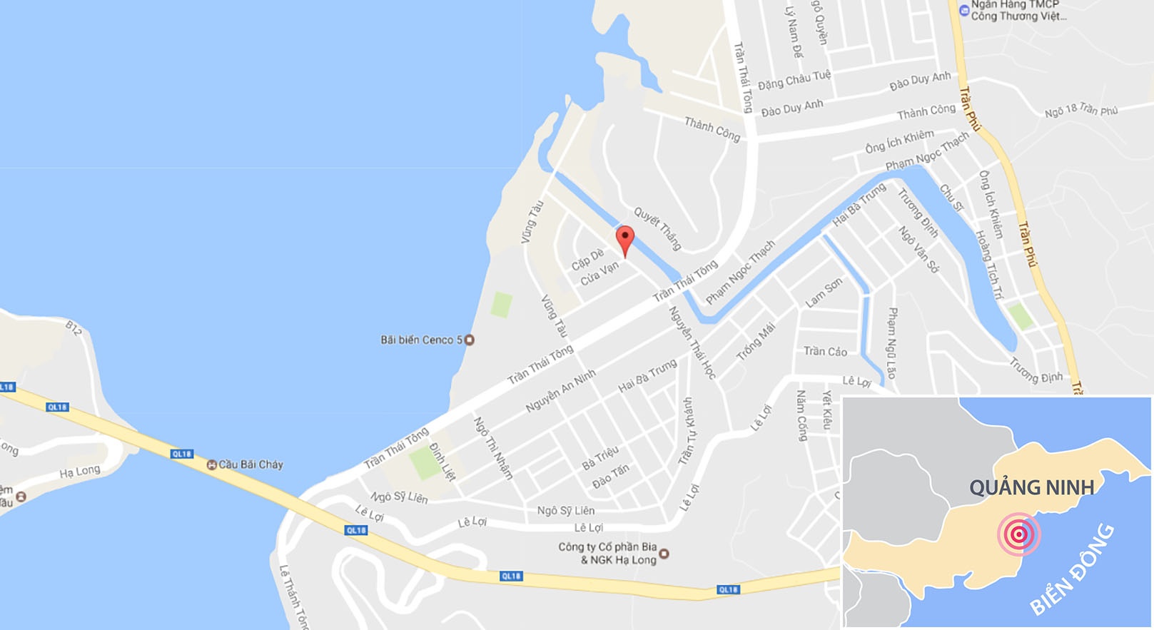 Cháy tàu du lịch trên vịnh Hạ Long ảnh 2 Chay tau du lich tren vinh Ha Long anh 2