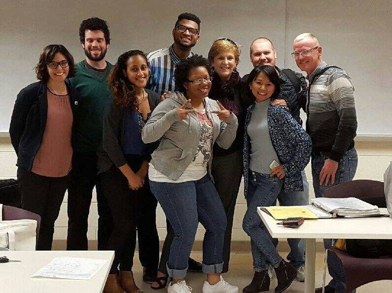 sinh viên giữ trẻ để du học ảnh 2 sinh vien giu tre de du hoc anh 2