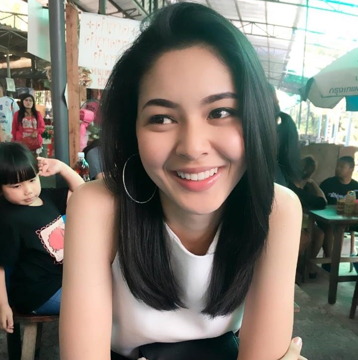 hot girl ban xang anh 2