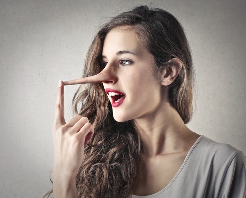 giáo viên nói dối ảnh 1 giao vien noi doi anh 1