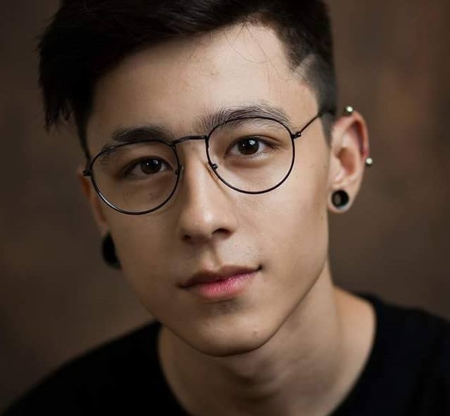 hot boy lai Tay anh 1