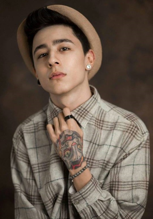 hot boy lai Tay anh 5