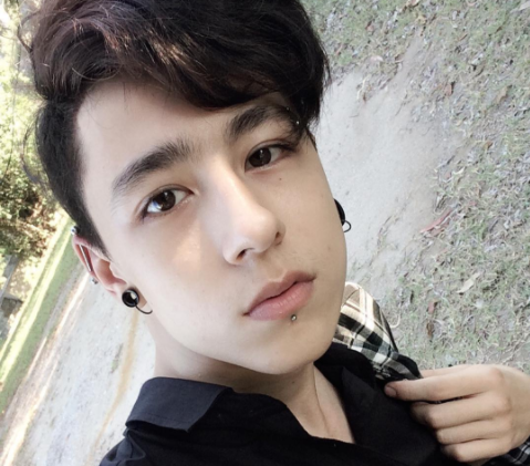 hot boy lai Tay anh 4