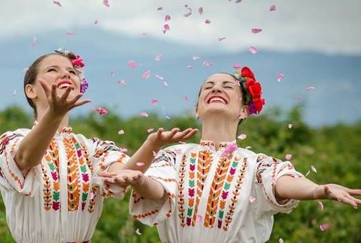 Le hoi hoa hong o Bulgaria dien ra nhu the nao? hinh anh