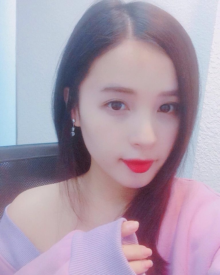9X xinh đẹp với tài năng stream game ảnh 11 9X xinh dep voi tai nang stream game anh 11