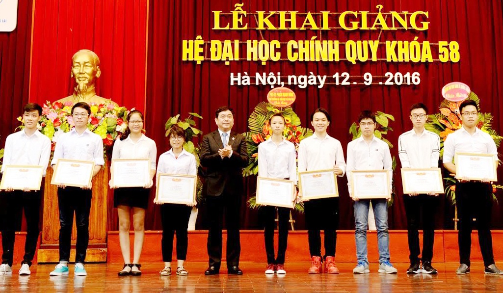 Đại học Kinh tế Quốc dân tuyển thẳng ảnh 1 Dai hoc Kinh te Quoc dan tuyen thang anh 1