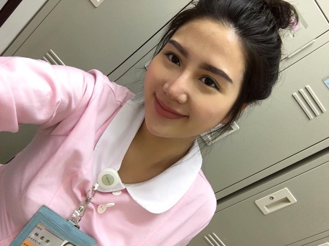 nữ y tá xinh đẹp ảnh 2 nu y ta xinh dep anh 2