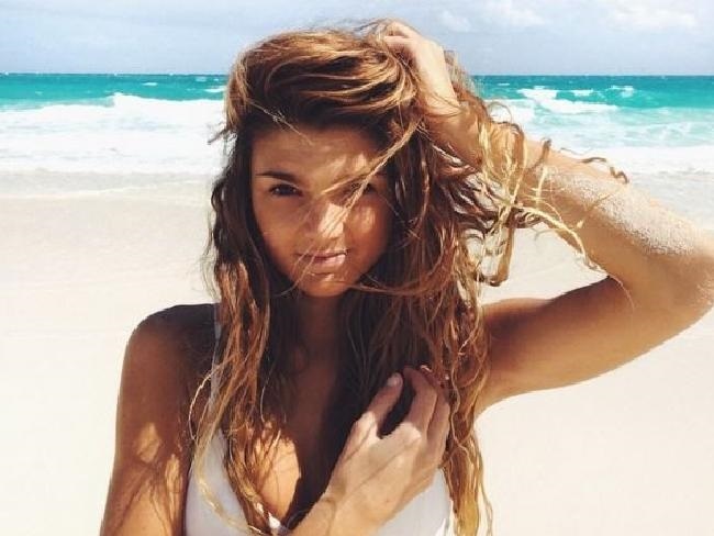 Hot girl Australia tiet lo cach kiem bon tien qua Instagram hinh anh