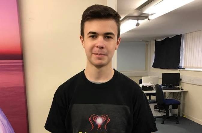 Tam su cua chang trai u nao nhan dip sinh nhat hinh anh