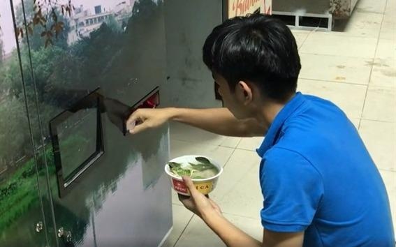 Hoc nganh gi de khong bi robot thay the? hinh anh