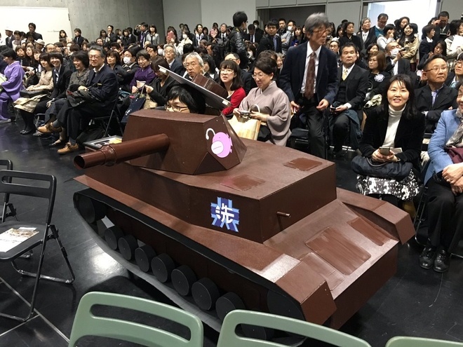 trang phuc tot nghiep anh 4