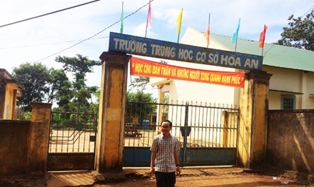 thừa giáo viên,  hiệu phó ảnh 1 thua giao vien,  hieu pho anh 1