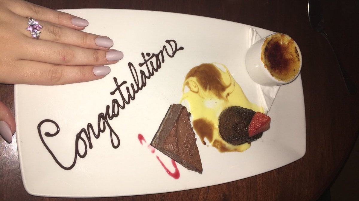 cầu hôn giả để được ăn miễn phí ảnh 4 cau hon gia de duoc an mien phi anh 4