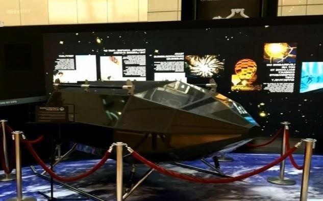 Chang trai Viet che tao thanh cong phi thuyen bay vao khong gian hinh anh