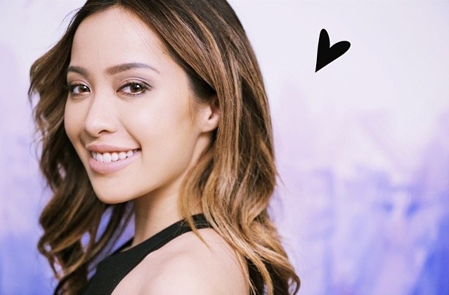 vlogger lam dep noi tieng anh 9