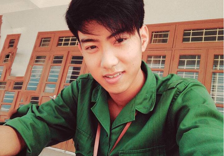 Chang sinh vien ngheo ban da bao ban dem kiem tien nuoi giac mo ky su hinh anh