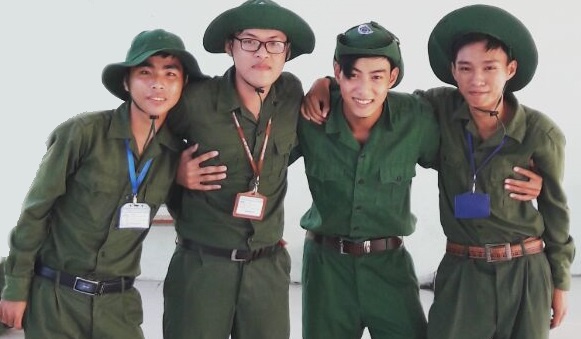 Trần Hiền Hòa,  sinh viên ĐH Cần Thơ,  bán đá bào,  mưu sinh ảnh 2 Tran Hien Hoa,  sinh vien DH Can Tho,  ban da bao,  muu sinh anh 2