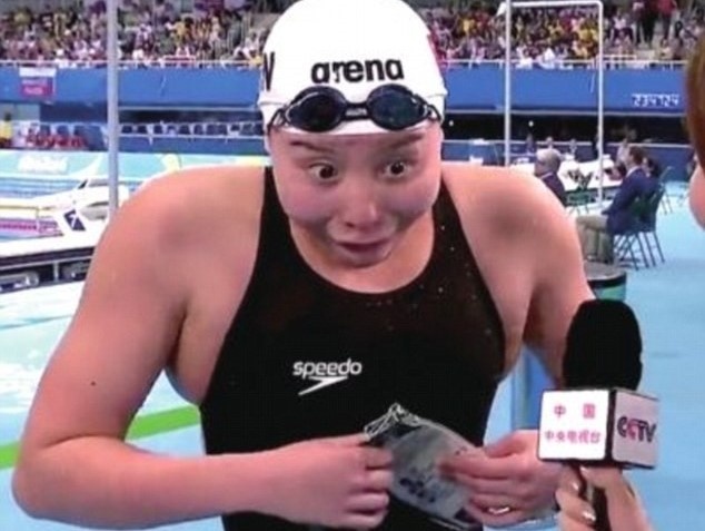 Bieu cam de thuong cua nu kinh ngu Trung Quoc hinh anh