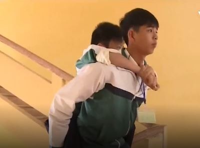 8 nam cong ban den truong anh 1