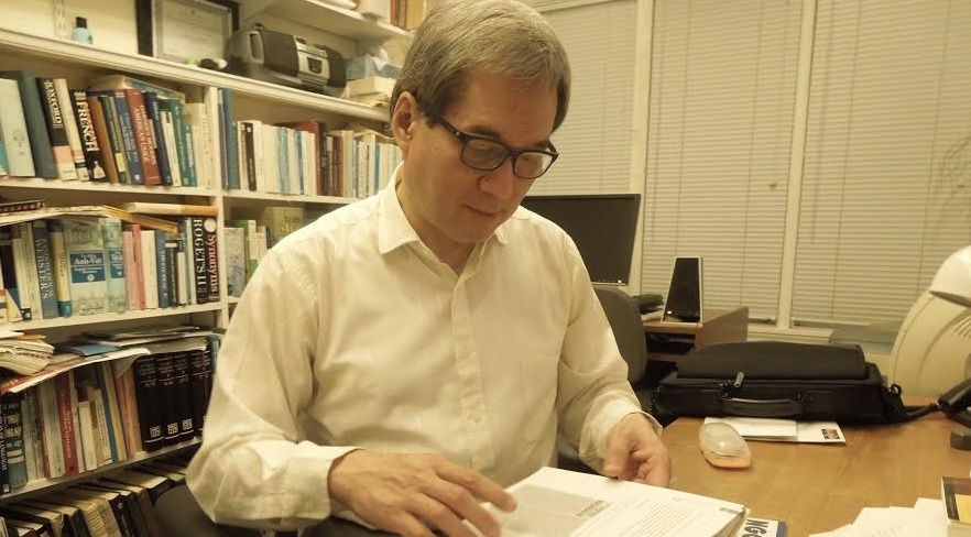 Giao su Ngo Nhu Binh ke chuyen hoc hanh thoi khoi lua hinh anh