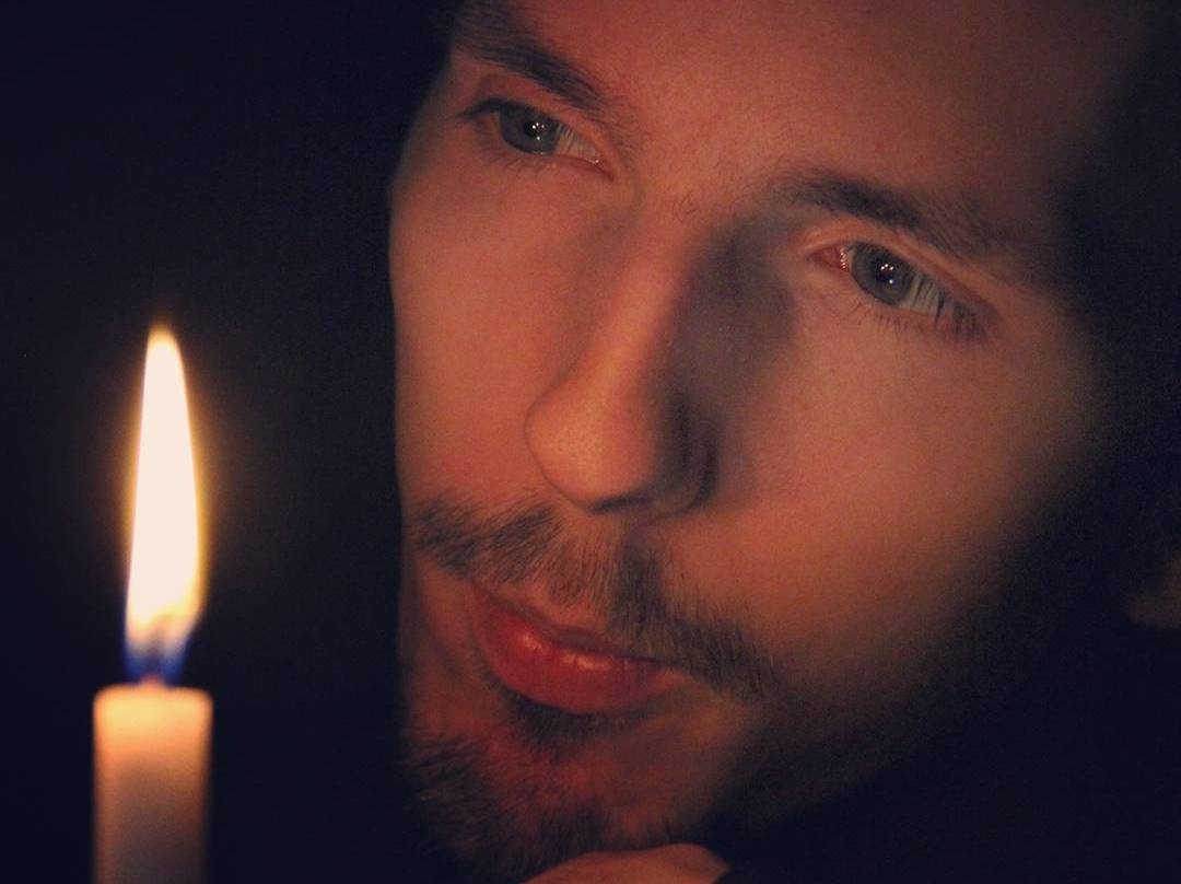 cap doi dua lech anh 1