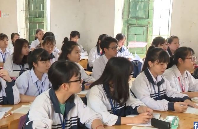 tang hoc phi giao duc cong lap anh 1