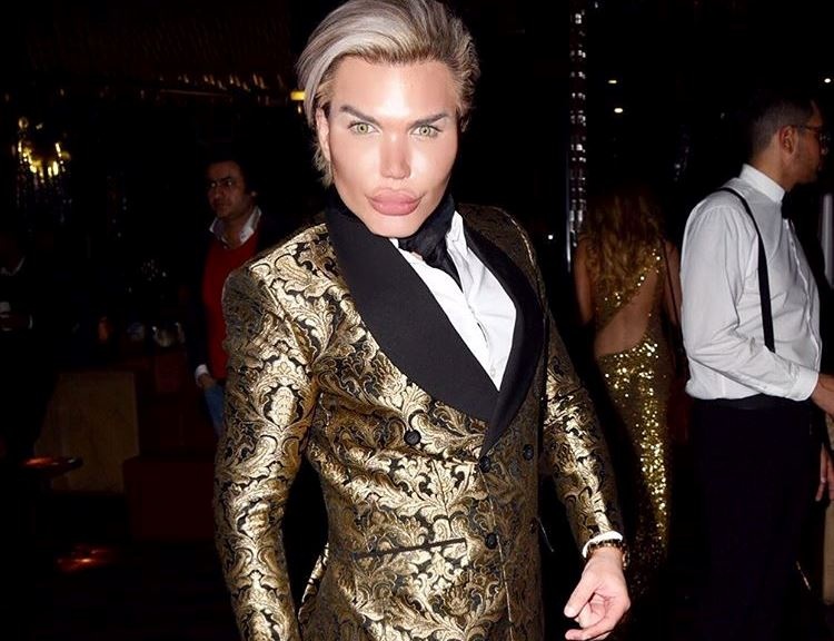 bup be Ken thay mau mat anh 4