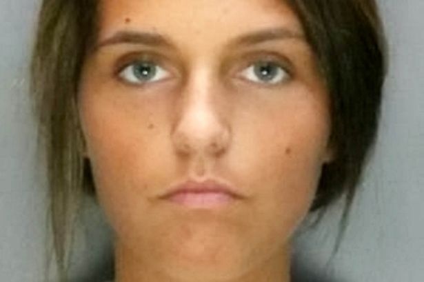 Nu nghi pham 18 tuoi noi tieng vi anh truy na xinh dep hinh anh