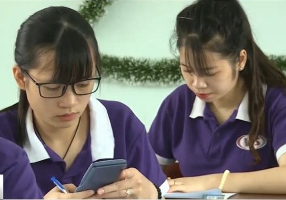 De thi tham khao THPT quoc gia 2017 anh 1