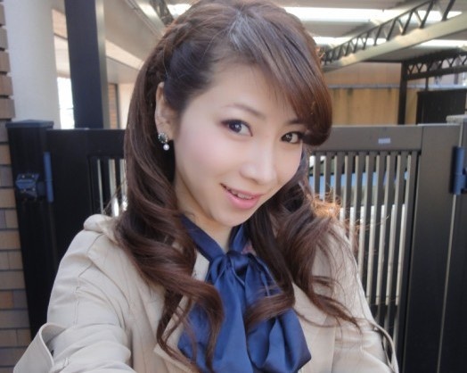 ba me U50 tre nhu con gai anh 9