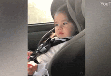 Be gai nhay theo nhac tro thanh hien tuong mang hinh anh