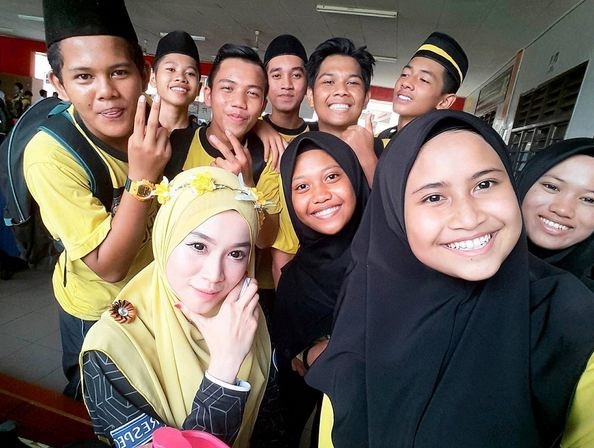 co giao xinh dep o Malaysia anh 3