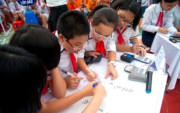 Bo GD&DT yeu cau giam cac cuoc thi danh cho giao vien, hoc sinh hinh anh