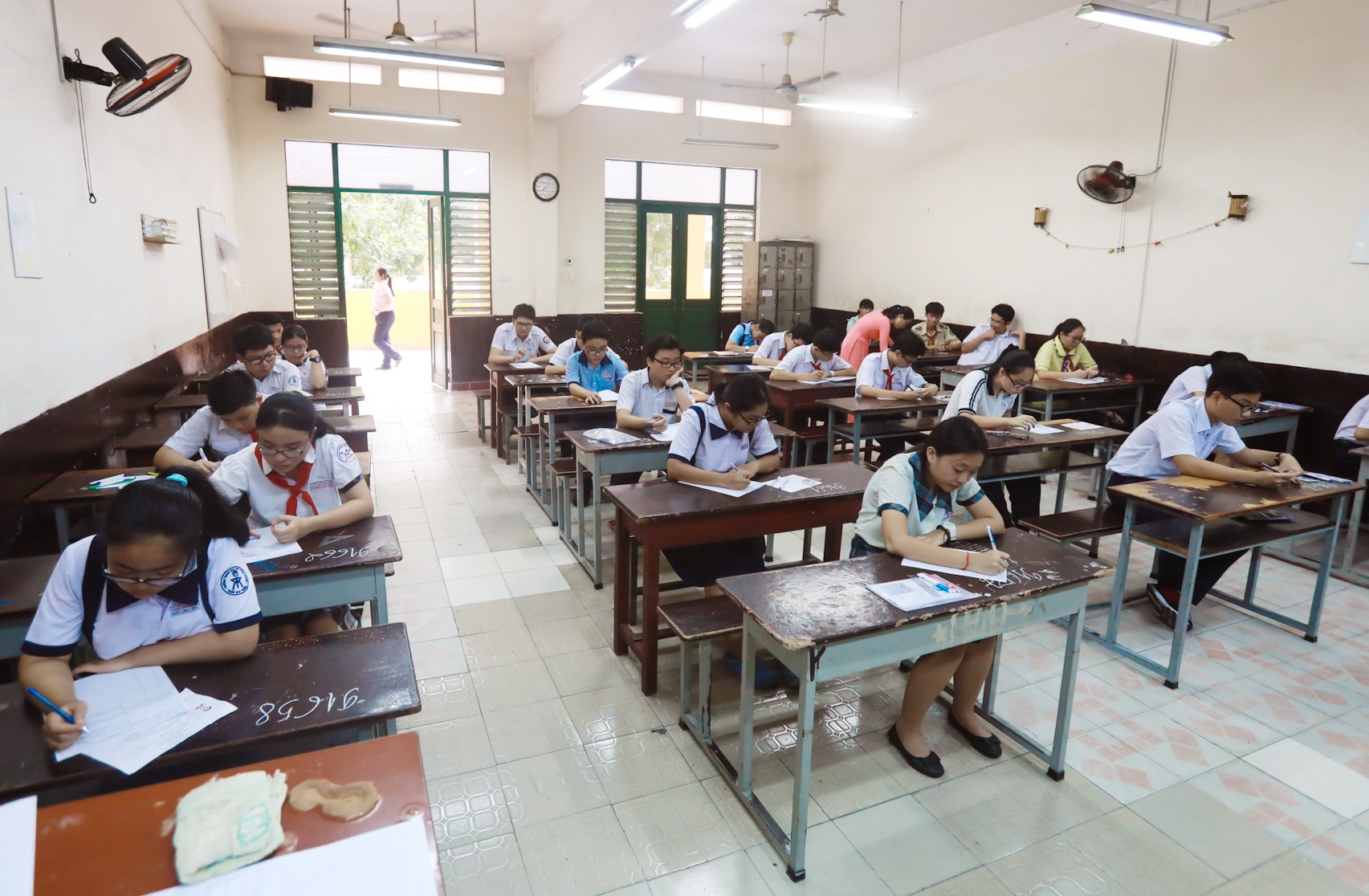 tuyen sinh vao 10,  thi sinh,  THPT Trung Vuong,  TP.HCM anh 10