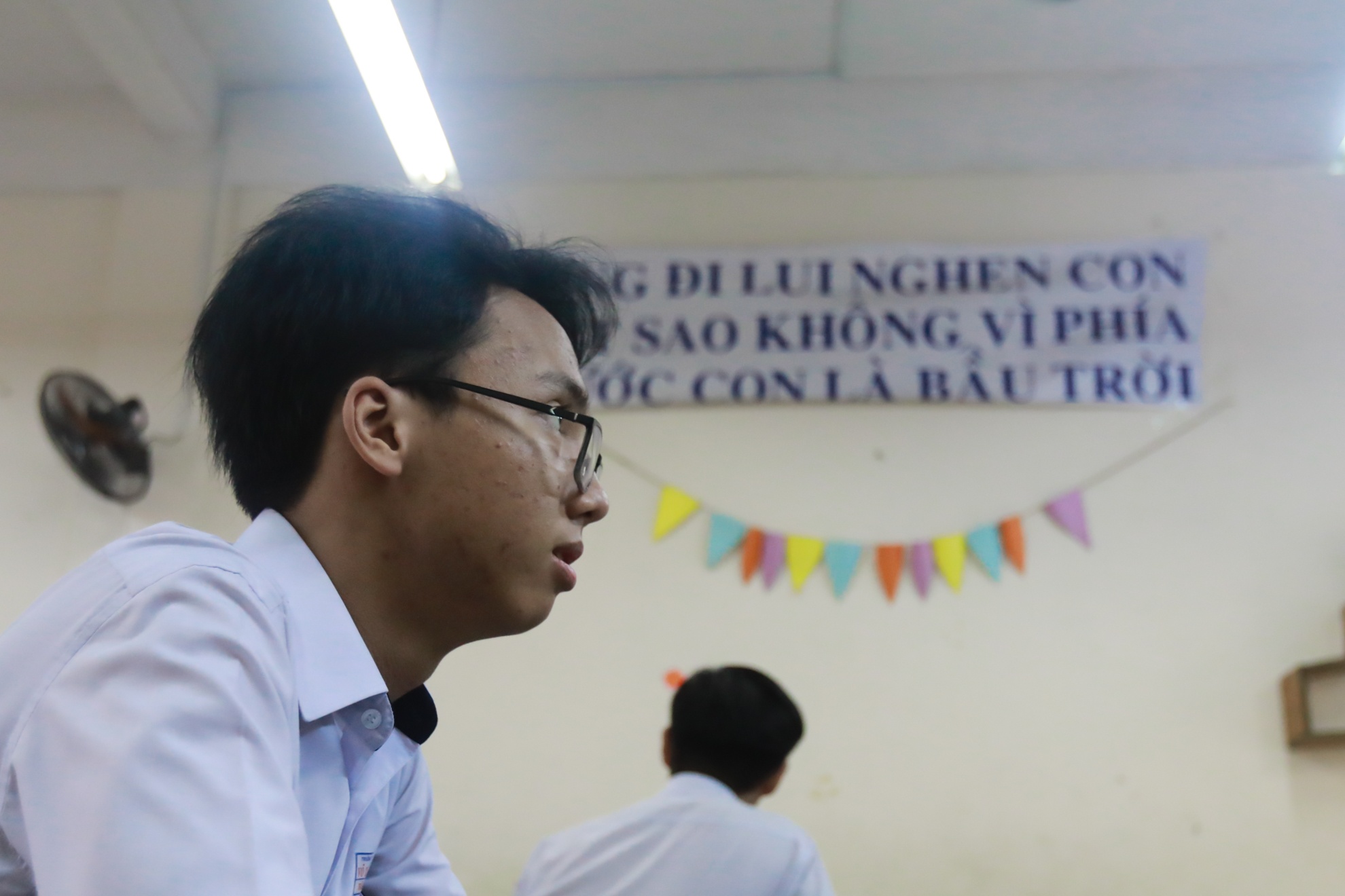 Hoc sinh TP.HCM thi vao lop 10 cong lap hinh anh