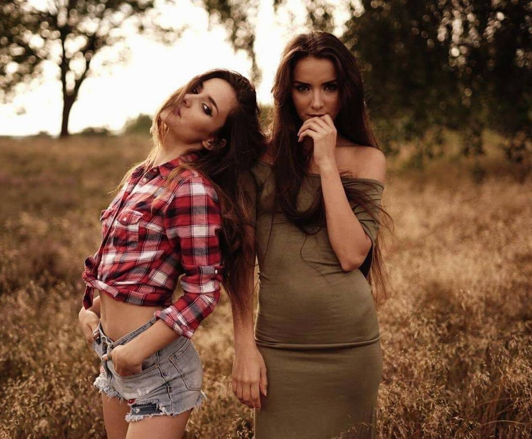 cặp song sinh uốn dẻo ảnh 8 cap song sinh uon deo anh 8