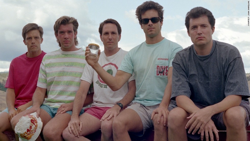 nhom ban 5 nam chup anh mot lan anh 3