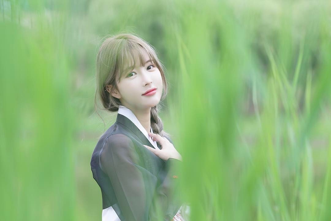 nhan vien phuc vu xinh dep anh 9