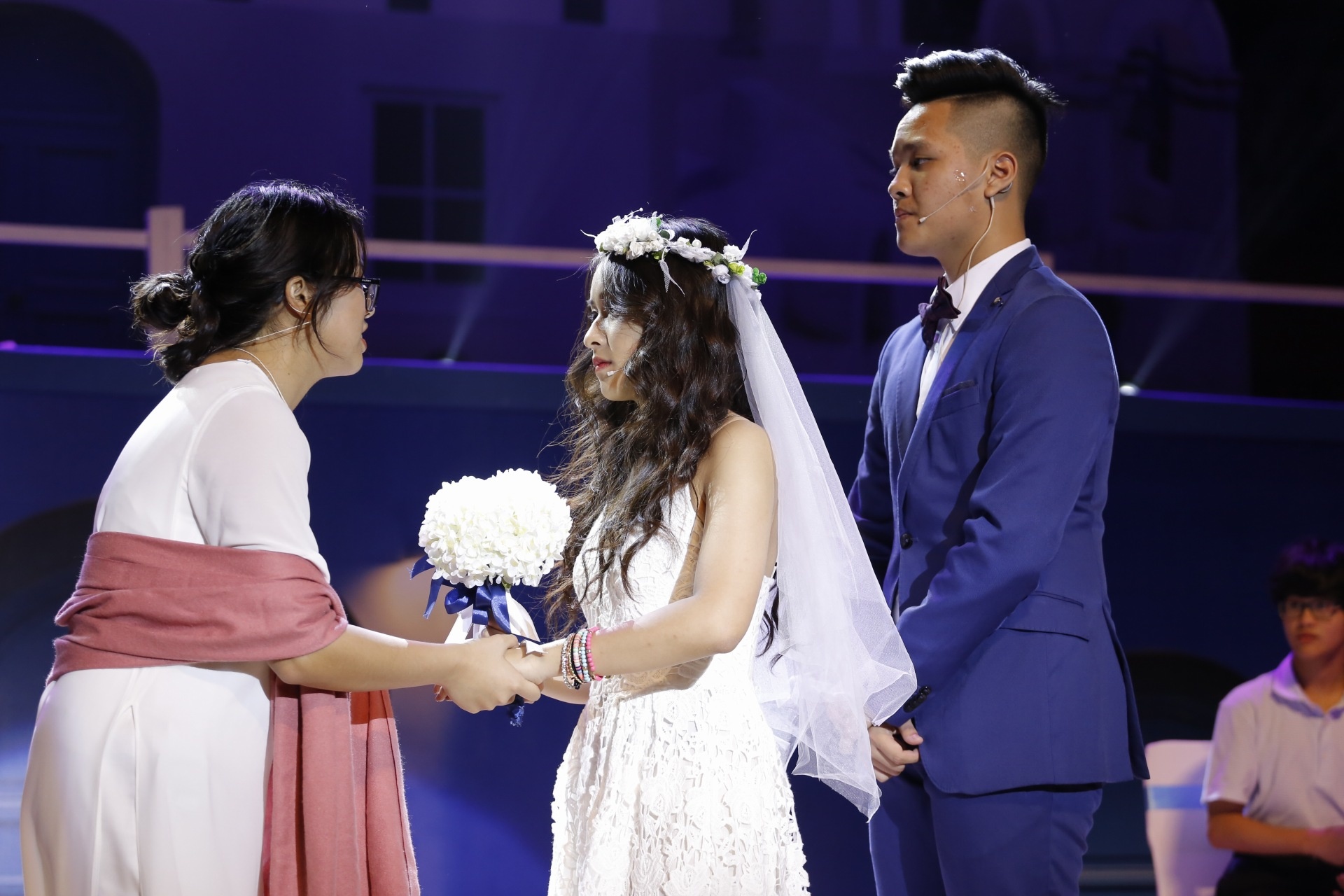 Hoc sinh Olympia bieu dien vo nhac kich Mamma Mia hinh anh