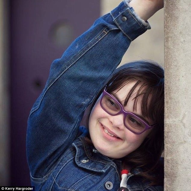 Co be mac hoi chung down tro thanh dien gia anh 2