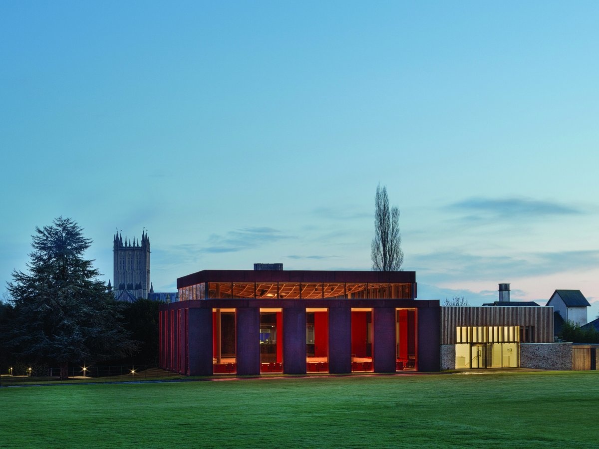 truong dep nhat the gioi anh 8