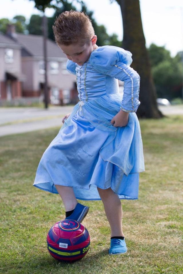 cau be mac vay anh 5