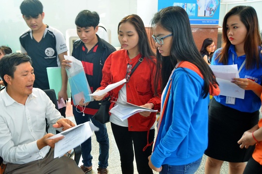 Diem chuan nhieu nganh hot se tang hinh anh