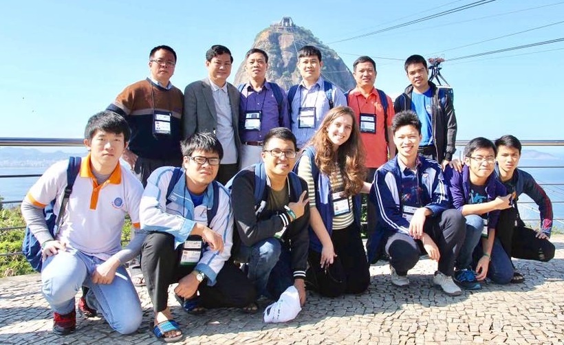 HCV Olympic Toan hoc anh 1