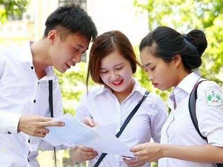 DH Cong nghe TP.HCM co nganh tang 5 diem so voi nam 2016 hinh anh