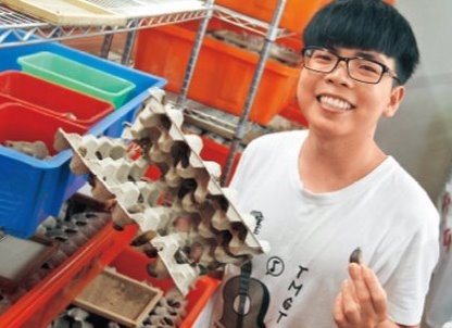 Chang trai kiem gan 7.000 USD/thang nho mo 'trang trai' gian hinh anh